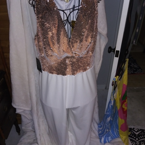 Stunning Brand New Boston proper lined sparkly jumpsuit - Picture 5 of 5